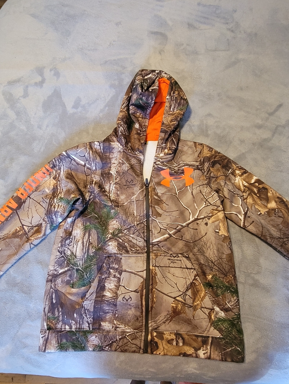 Under Armour Youth XL Camo Hooded Jacket Orange Zipper Pockets Loose Cold Gear